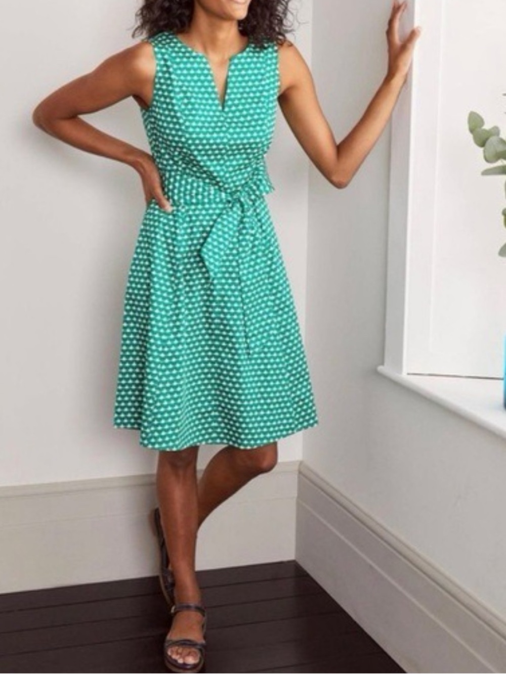 Boden Sleeveless Green Scallop Print Tie-Waist Mischa Dress Size 6 office